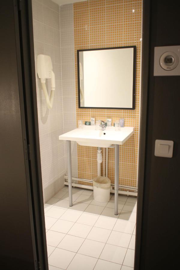 Orly Superior Hotel Athis-Mons Exterior photo